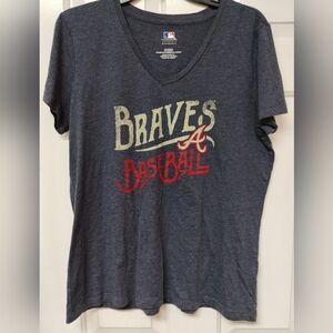 ATLANTA  BRAVES Heather Navy V‑Neck Tee with Red and Cream Logo.  SZ XL